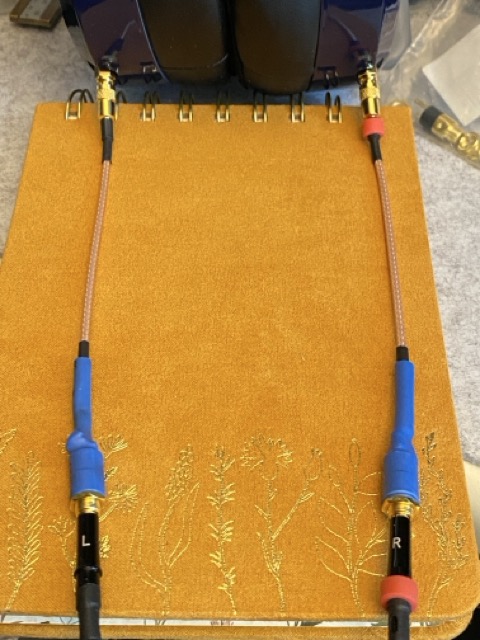 Left and right cable connection